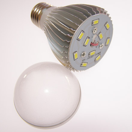 Светодиодная лампа 5 ватт с цоколем Е27, 220 вольт, 3500К