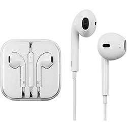 Реплика гарнитуры Apple EarPods.